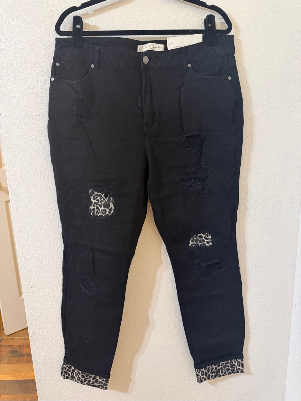 Black Skinny Jeans with Leopard Inset Detail